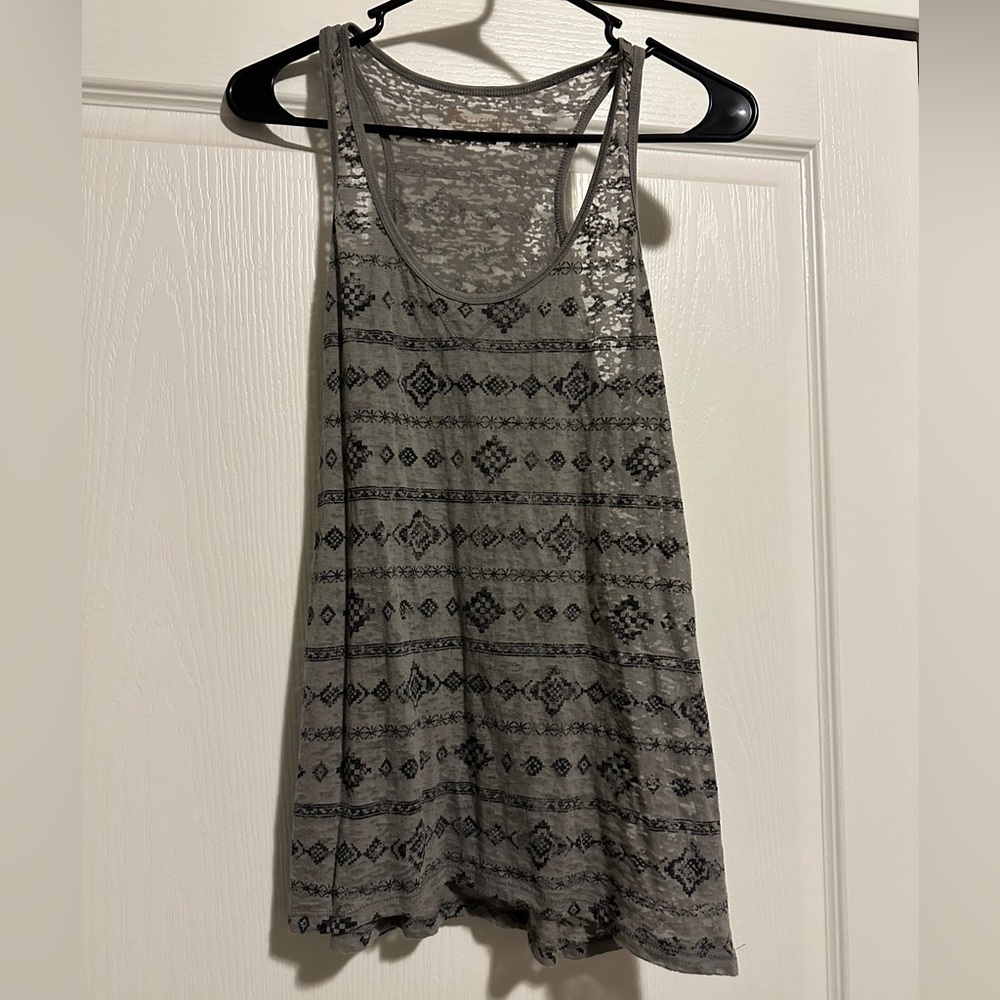 Maurice’s Racerback Sheer Tank M - Picture 3 of 3